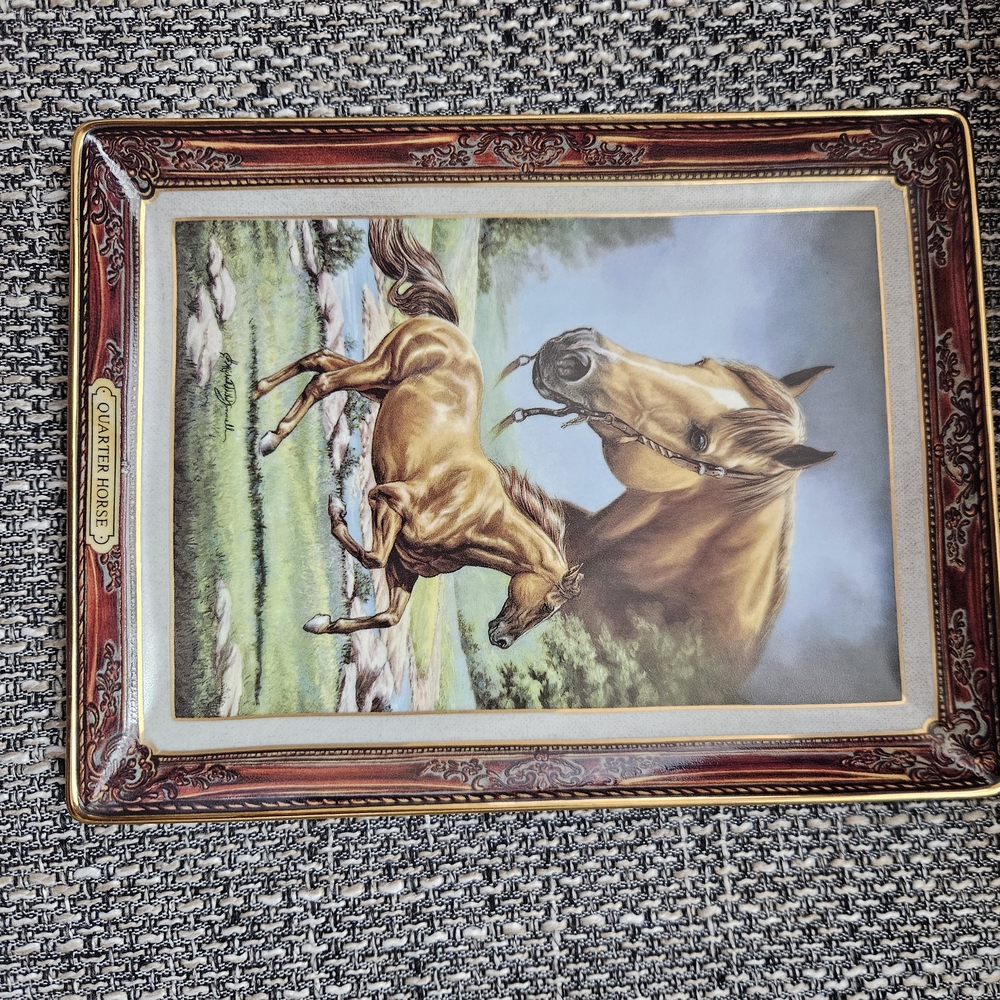 Horse-Themed Decorative Wall Art with Brown and Green Accents